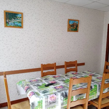 Vermietet Schoene 1 Bis 6 Personen By Interhome شقة