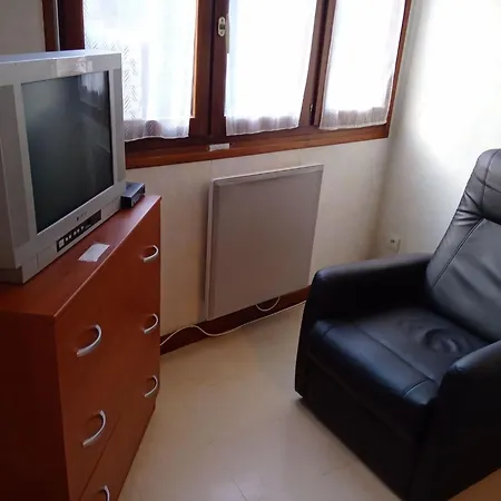 Vermietet Schoene 1 Bis 6 Personen By Interhome شقة
