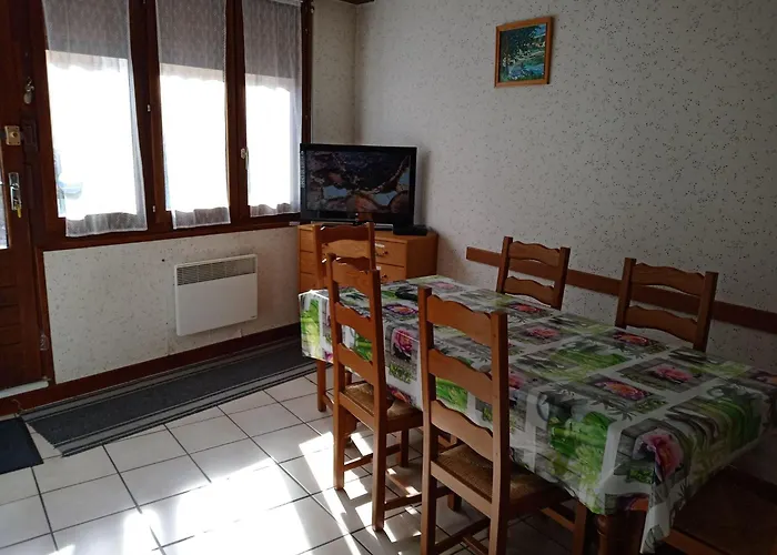 Vermietet Schoene 1 Bis 6 Personen By Interhome شقة *