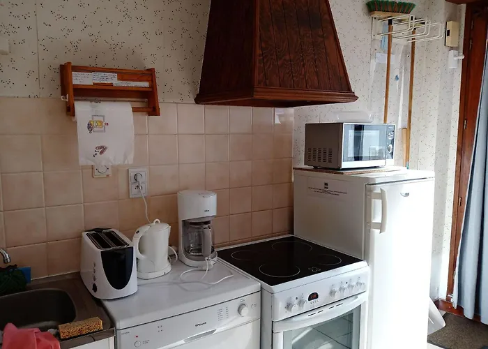 شقة Vermietet Schoene 1 Bis 6 Personen By Interhome